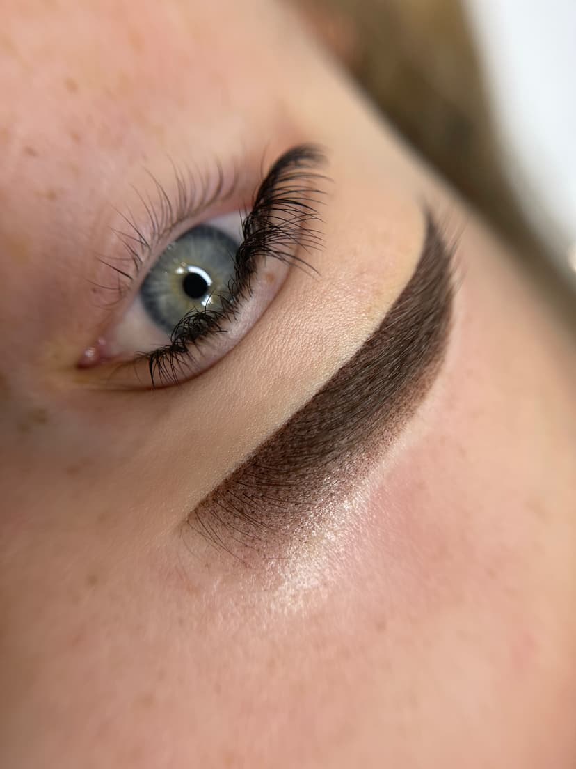 Facetune 21-08-2023-20-49-22